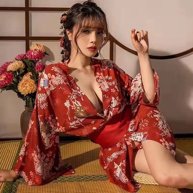 Kimono Japanese Sex Fun Internet Red Pajamas NightdressMaid OutfitsCos CostumesErotic Underwear Bathrobes A nightgown is sent on behalf of the family