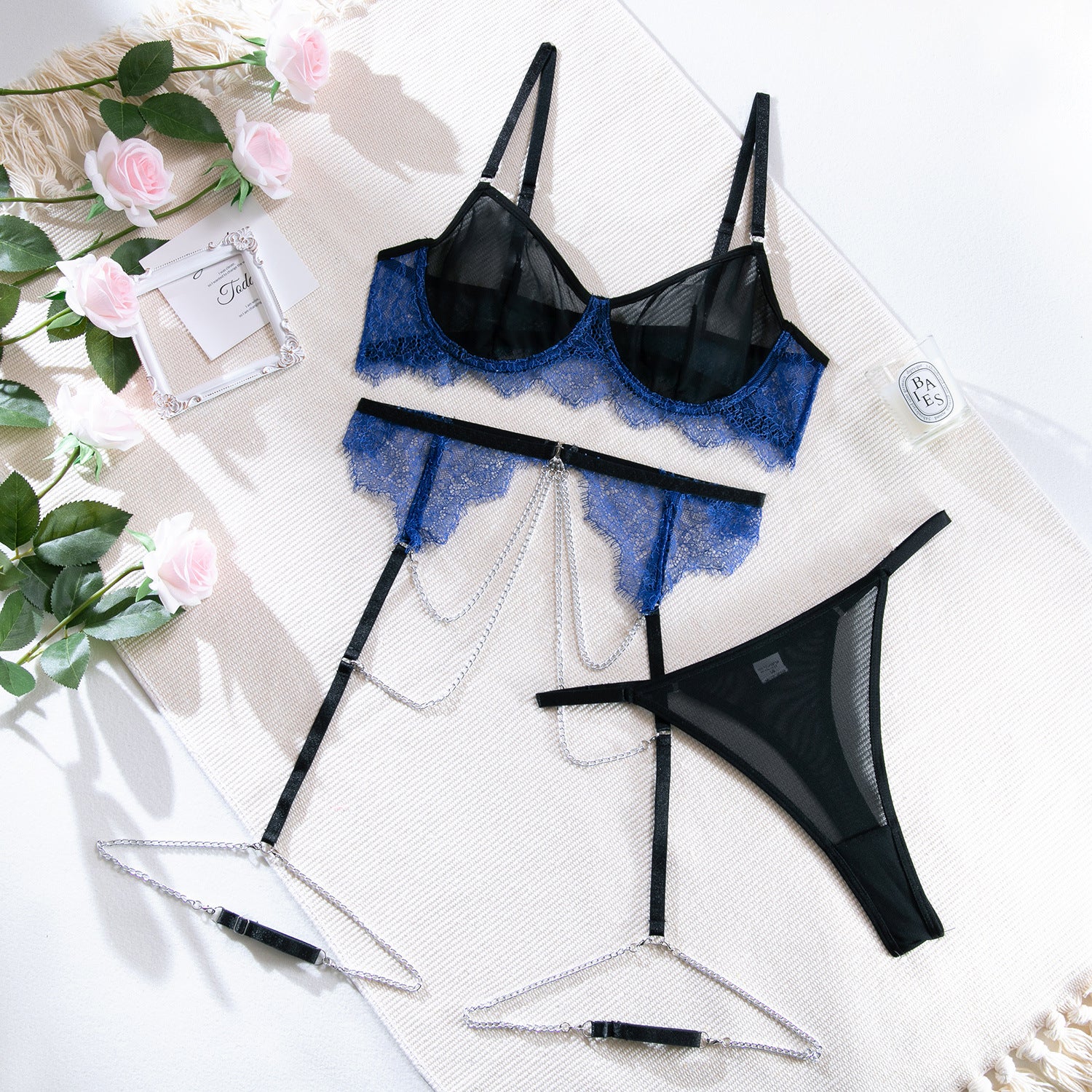 European and American foreign trade erotic underwear hot sale lace mesh splicing contrast sexy gathering see-through belt chain three-piece set