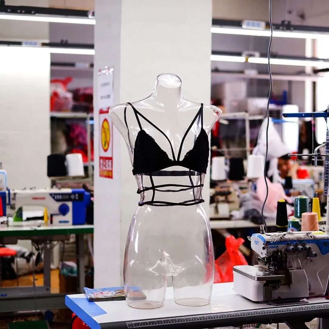 Image of onlyfans offers the most superior shopping experience