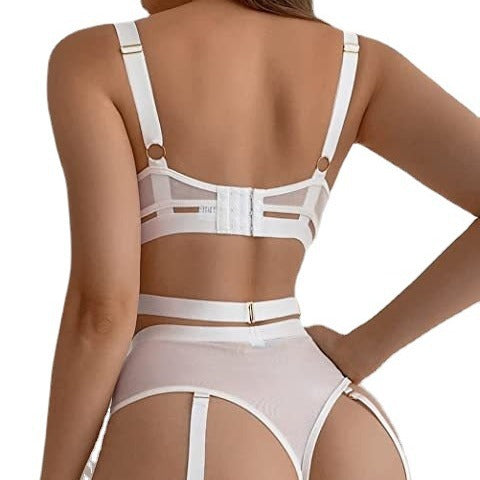 2022 European and American Summer New Women's Sex Lingerie Mesh Sand Perspective Gathering Three-Piece Set Spot Drop Shipping 222