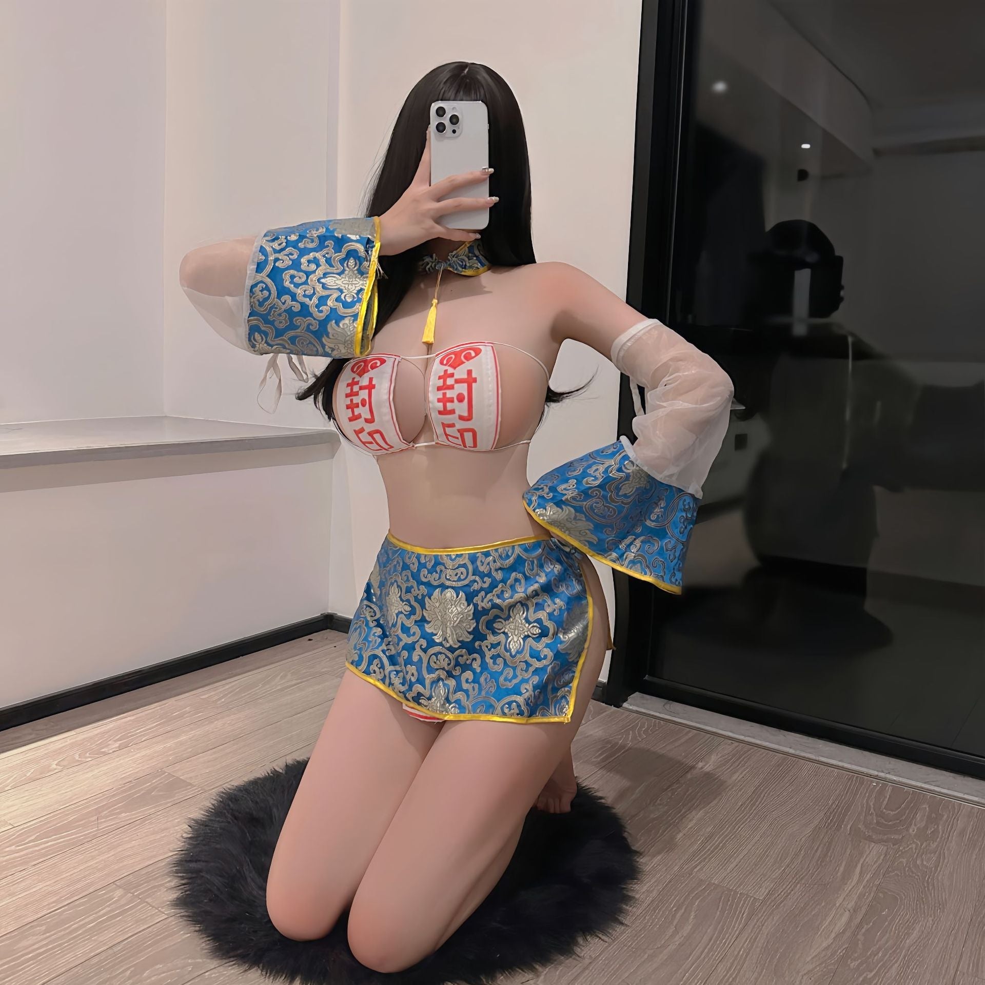 Image of Rainy night fascination and temptation are erotic underwear cute zombie clothes two-dimensional comics breast-exposing